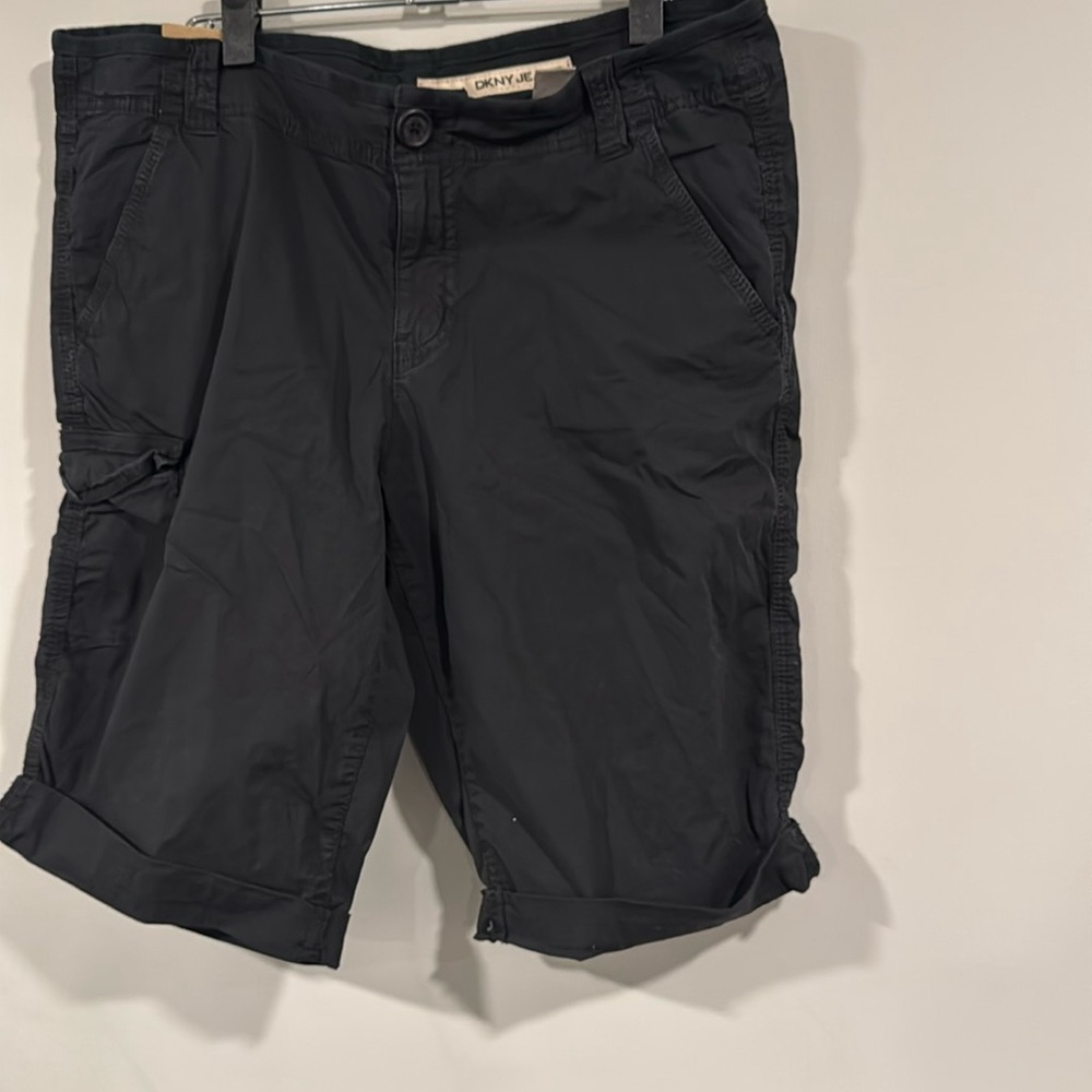 NWT NEW DKNY Bermuda Stretch Black Shorts Cuffed Size 12